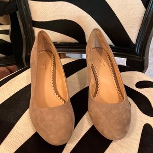 LOFT SIZE 8 WEDGES!